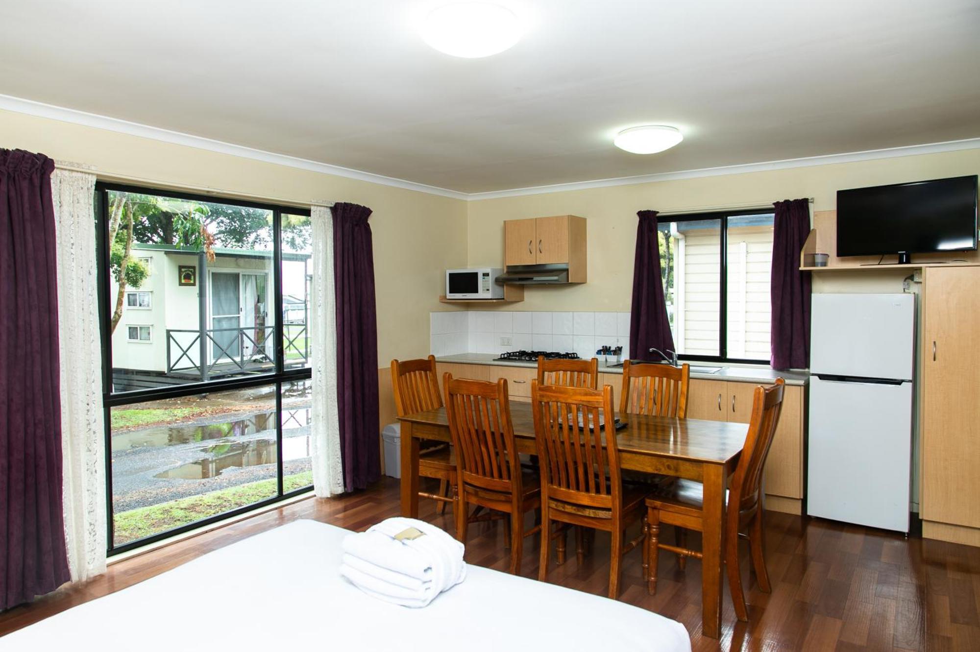 Big4 Toowoomba Garden City Holiday Park חדר תמונה